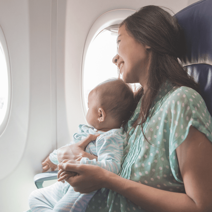 6 Easy Tips to Make Flying With Baby a Breeze