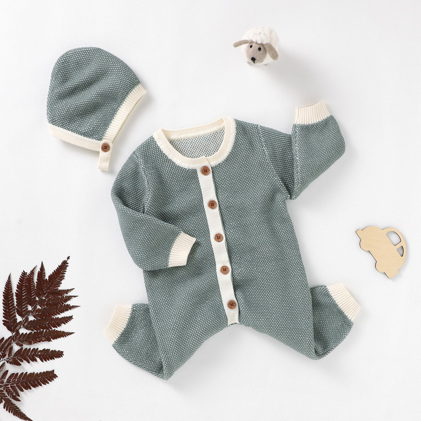 Trendy Soft Baby Jumpsuit With Matching Beanie